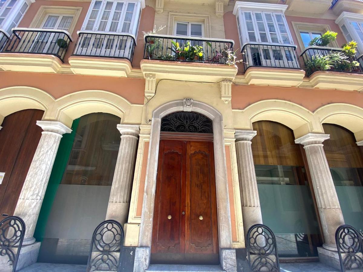Apartamento Colon 1451 - Pleno Centro Y Wifi Gratis Кадис Экстерьер фото
